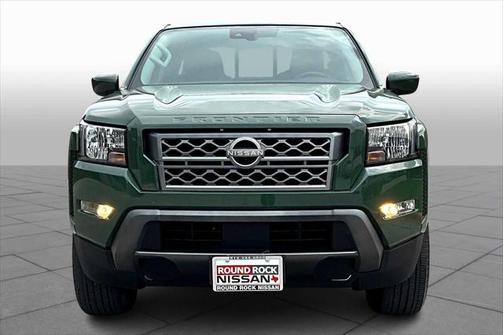 2022 Nissan Frontier SV