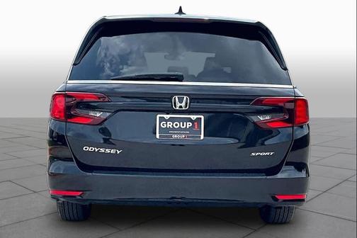 Crystal Black Pearl 2024 Honda Odyssey Sport