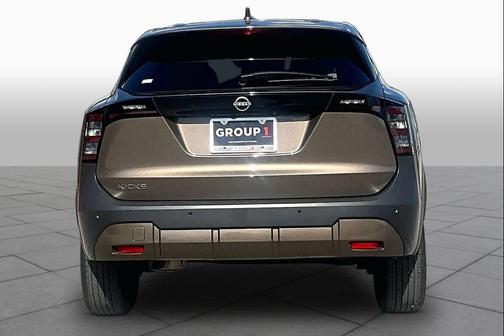 Canyon Bronze Metallic 2025 Nissan Kicks SV
