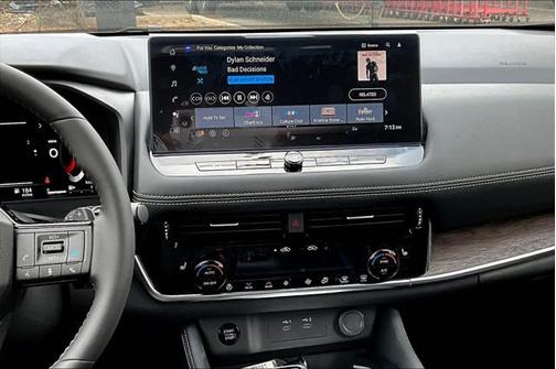 2025 Nissan Rogue Platinum
