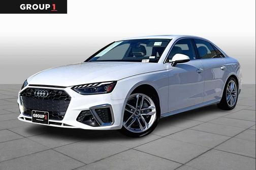 2023 Audi A4 45 S line Premium