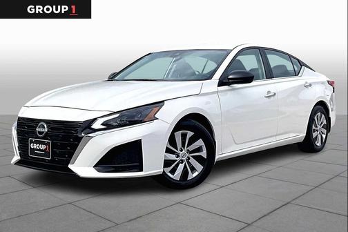 2025 Nissan Altima S FWD