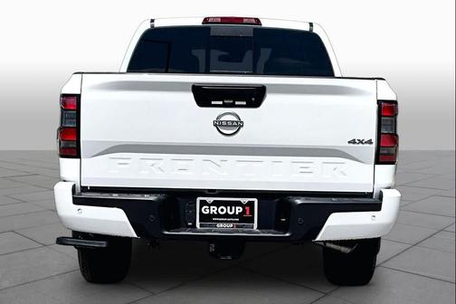 Glacier White 2026 Nissan Frontier SV