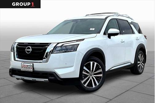 2025 Nissan Pathfinder Platinum FWD