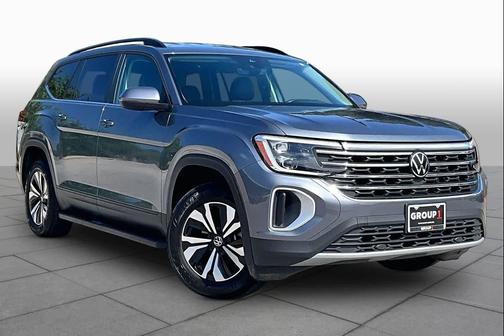 Platinum Gray Metallic 2024 Volkswagen Atlas 2.0T SE