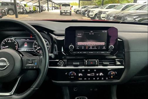 2022 Nissan Pathfinder SV 2WD