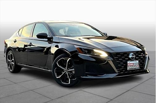 2025 Nissan Altima SR FWD