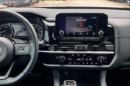 2023 Nissan Pathfinder SV FWD