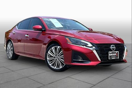 Scarlet Ember 2024 Nissan Altima 2.5 SL