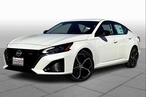 2025 Nissan Altima SR FWD