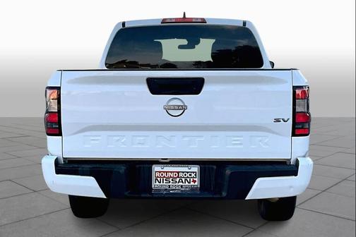 2024 Nissan Frontier SV