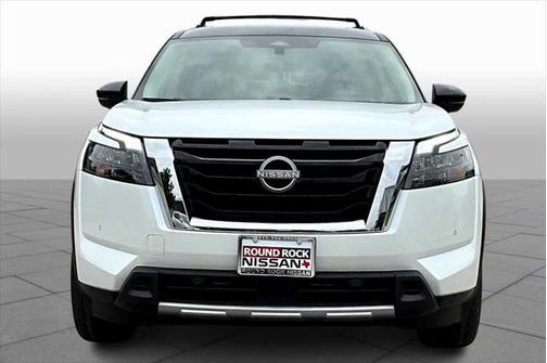 2025 Nissan Pathfinder Platinum FWD