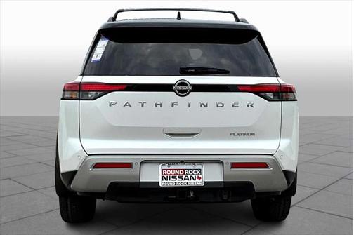 2025 Nissan Pathfinder Platinum FWD