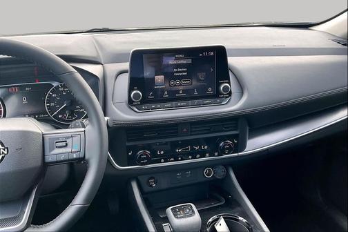 Obsidian Green 2026 Nissan Rogue Dark Armor