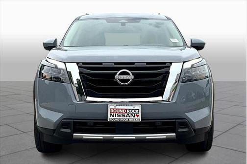 2025 Nissan Pathfinder Platinum 4WD