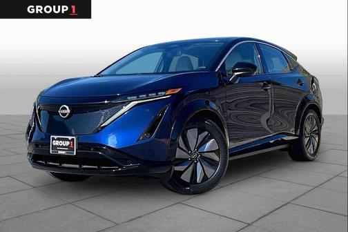Deep Ocean Blue Pearl/Black Diamond Pearl 2023 Nissan ARIYA ENGAGE