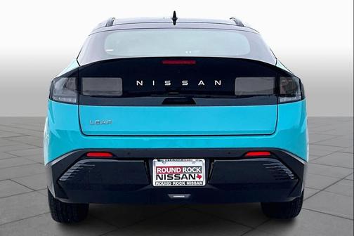 2026 Nissan Leaf PLATINUM+
