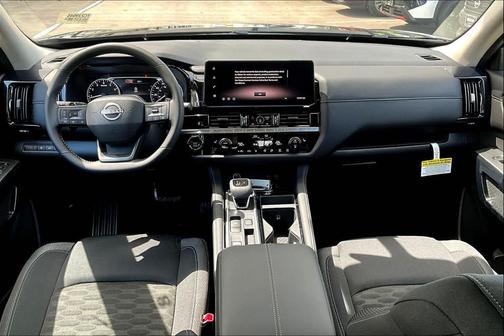 Super Black 2026 Nissan Pathfinder SV