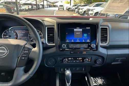 2024 Nissan Frontier SV