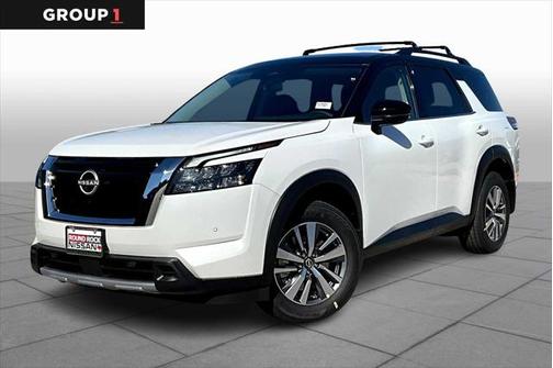 2025 Nissan Pathfinder SL 4WD