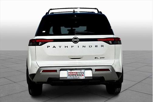 2025 Nissan Pathfinder SL 4WD
