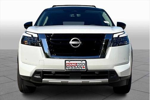 2025 Nissan Pathfinder SL 4WD