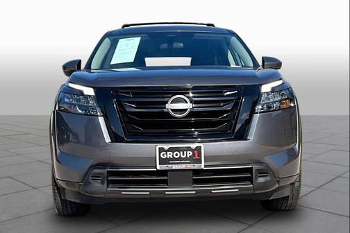 Gun Metallic 2024 Nissan Pathfinder SV FWD