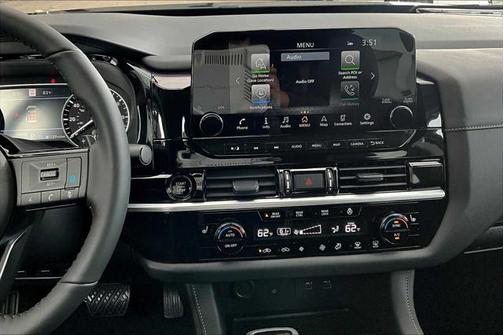 2025 Nissan Pathfinder SL FWD