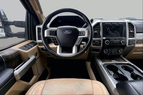 Ingot Silver Metallic 2018 Ford F-250 Lariat