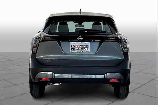 2025 Nissan Kicks S