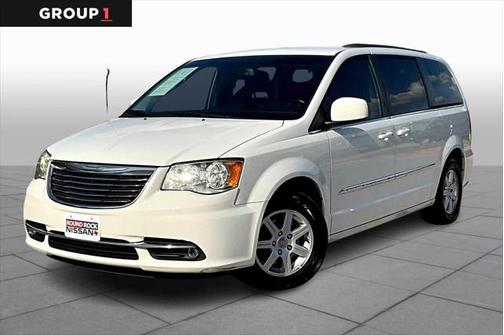2013 Chrysler Town & Country Touring