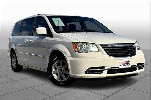 2013 Chrysler Town & Country Touring