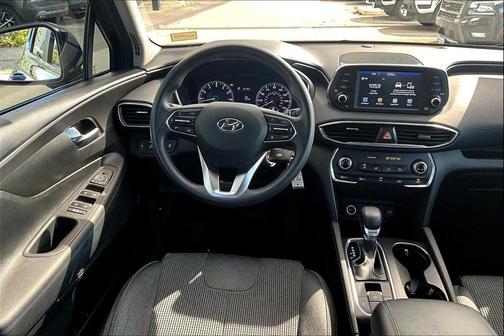 2019 Hyundai SANTA FE SE 2.4
