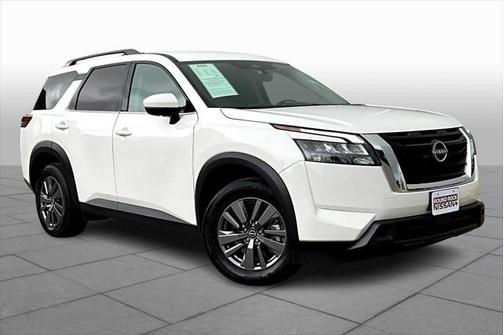 2025 Nissan Pathfinder SV FWD