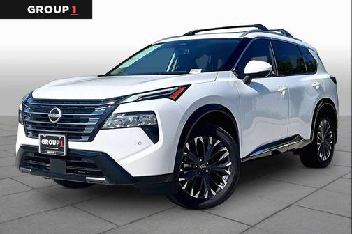 Everest White Pearl 2025 Nissan Rogue Platinum