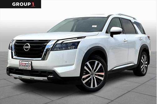 2025 Nissan Pathfinder Platinum FWD