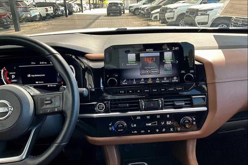 2023 Nissan Pathfinder Platinum 4WD