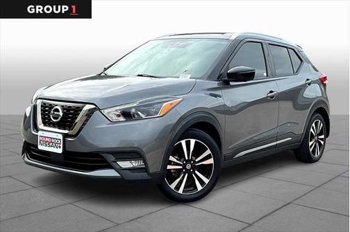2020 Nissan Kicks SR