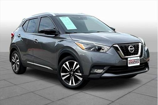 2020 Nissan Kicks SR