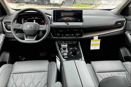 2025 Nissan Rogue Platinum