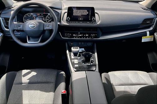 Everest White Pearl Tricoat 2026 Nissan Rogue SV
