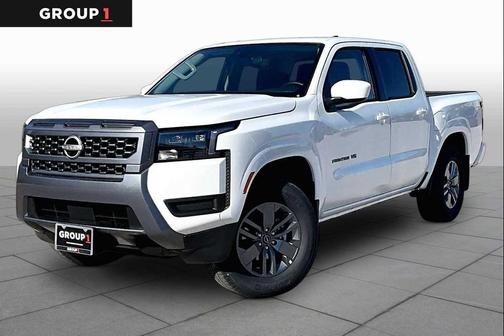 QAK/GLACIER WH 2027 Nissan Frontier SV