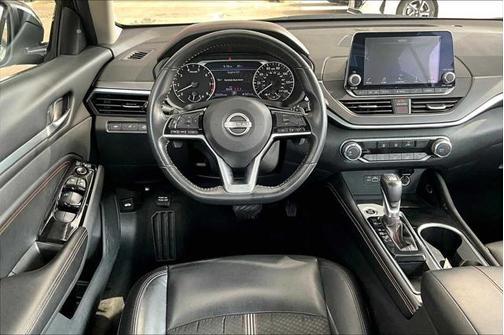 2023 Nissan Altima SR FWD
