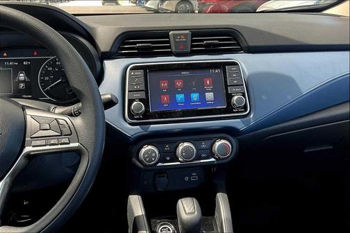 Brilliant Silver Metallic 2025 Nissan Versa 1.6 SV