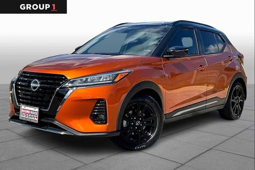 2023 Nissan Kicks SR