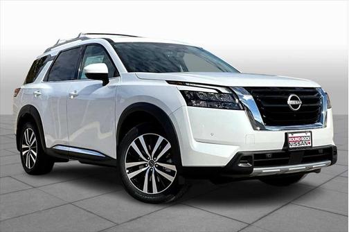 2025 Nissan Pathfinder Platinum FWD