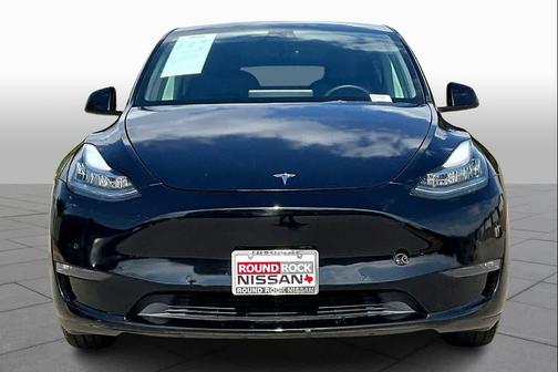 2022 Tesla Model Y Long Range Dual Motor All-Wheel Drive