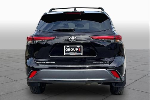 Opulent Amber 2022 Toyota Highlander Limited