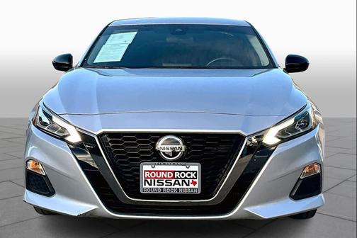 2022 Nissan Altima SR FWD