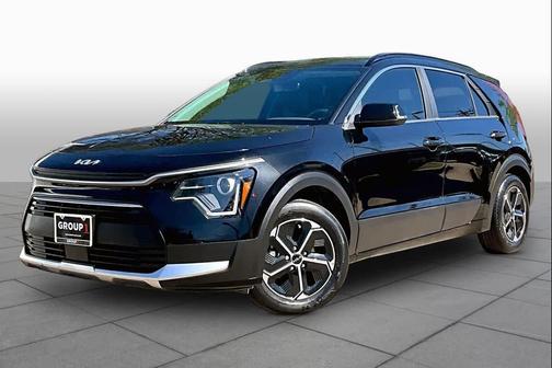 Aurora Black 2024 Kia Niro EX